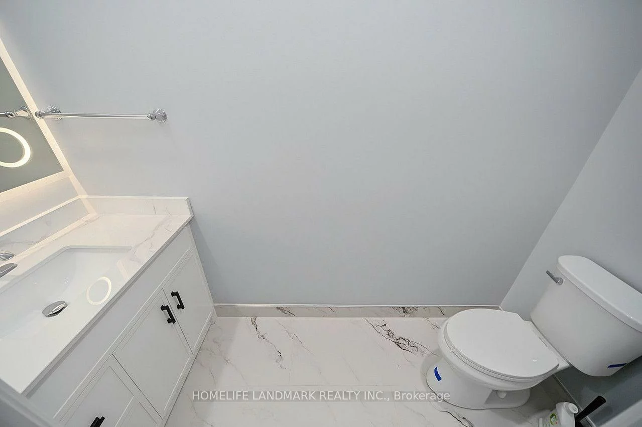 113, Offord, Bayview Southeast, Aurora