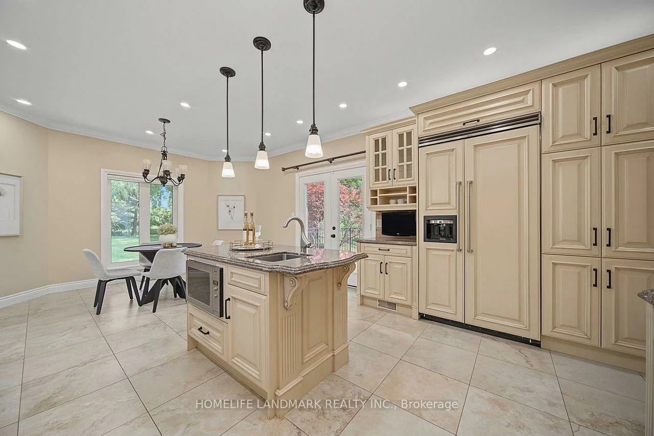 113, Offord, Bayview Southeast, Aurora