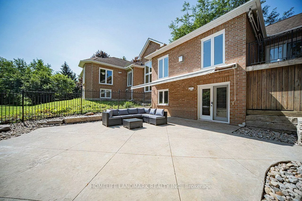 113, Offord, Bayview Southeast, Aurora
