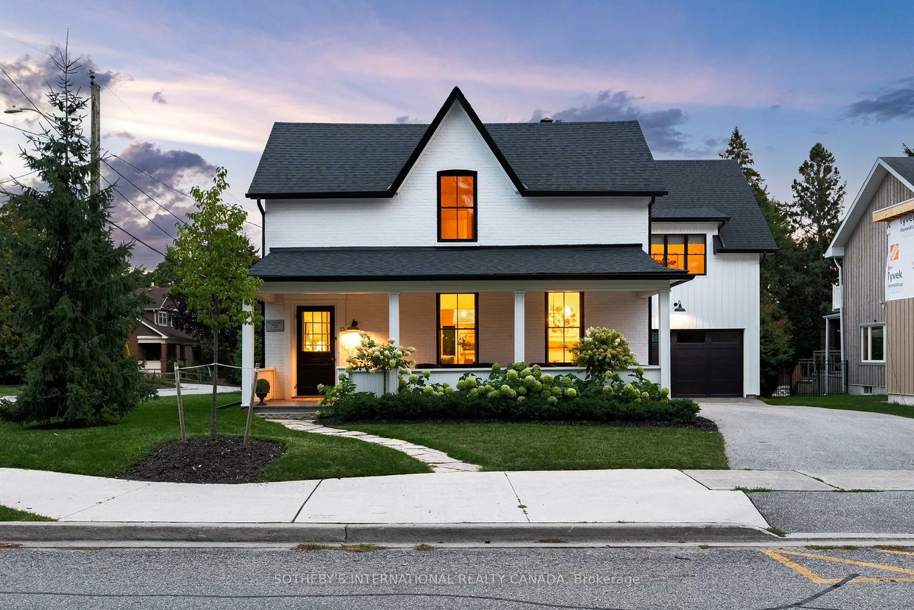 55, Metcalfe, Aurora Village, Aurora