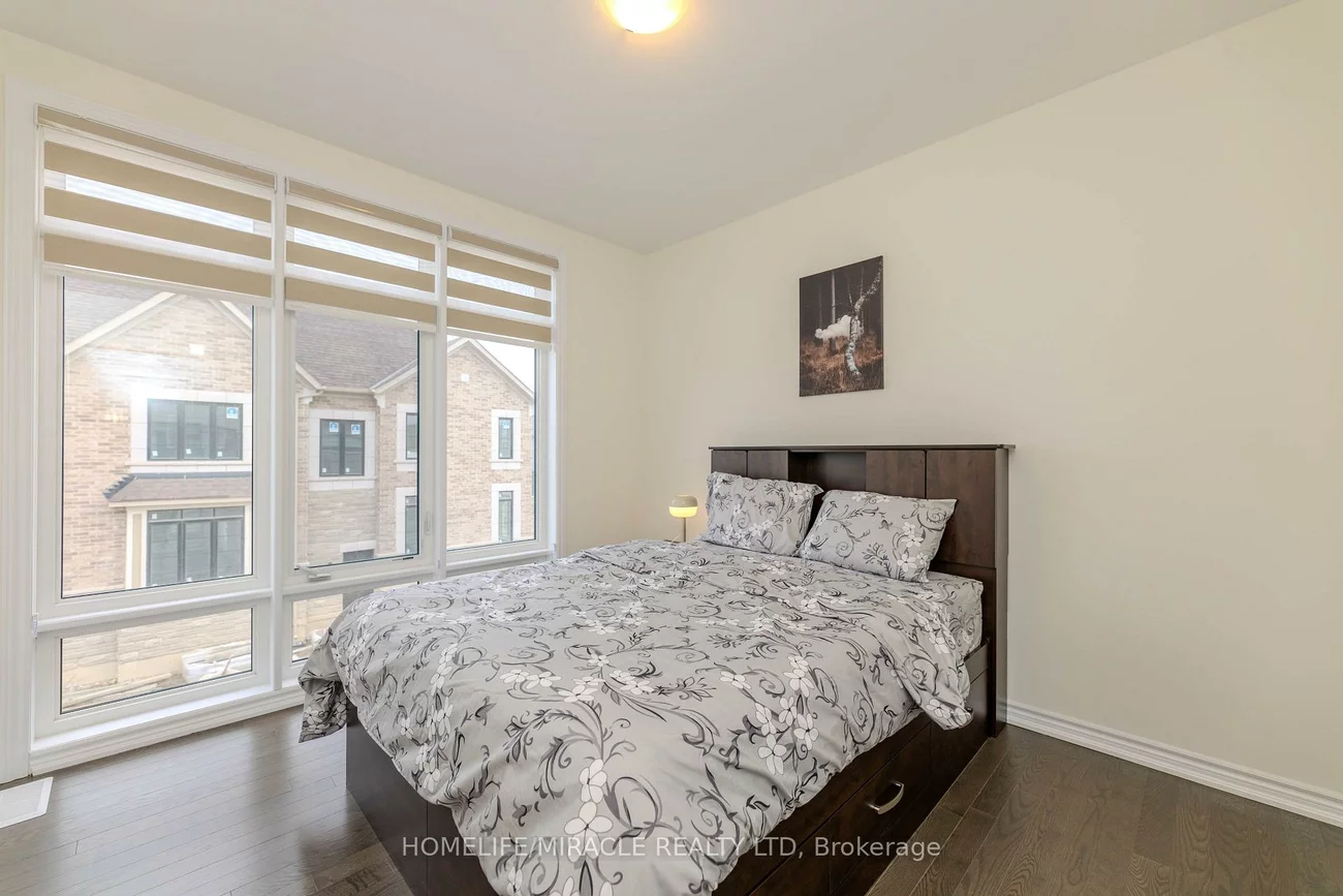 89, Halldorson, Bayview Northeast, Aurora