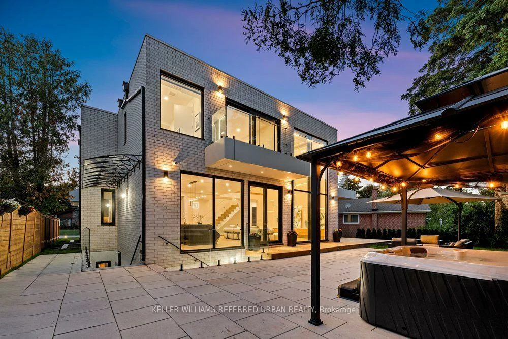 11, Knowles, Aurora Highlands, Aurora