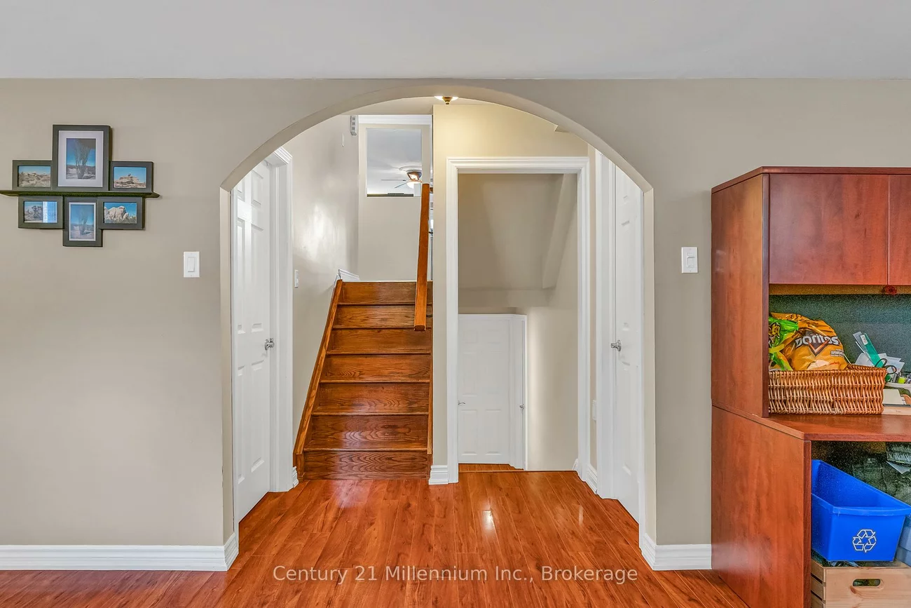 43, Stoddart, Aurora Highlands, Aurora