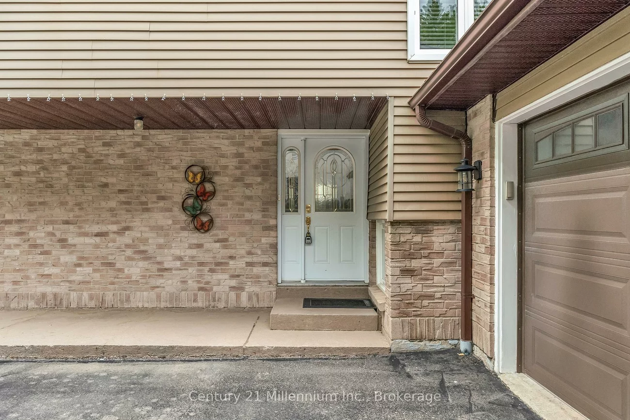 43, Stoddart, Aurora Highlands, Aurora