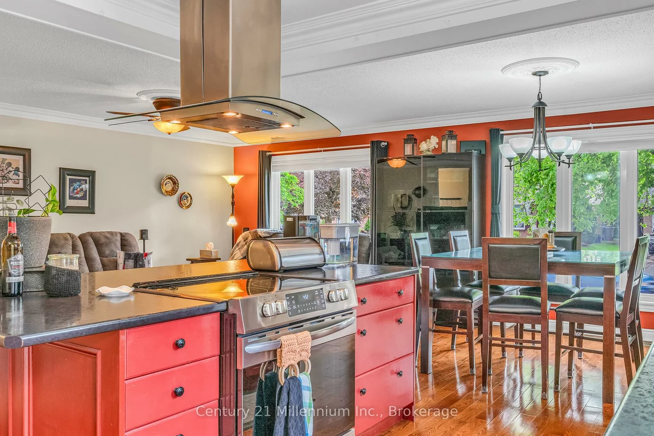 43, Stoddart, Aurora Highlands, Aurora