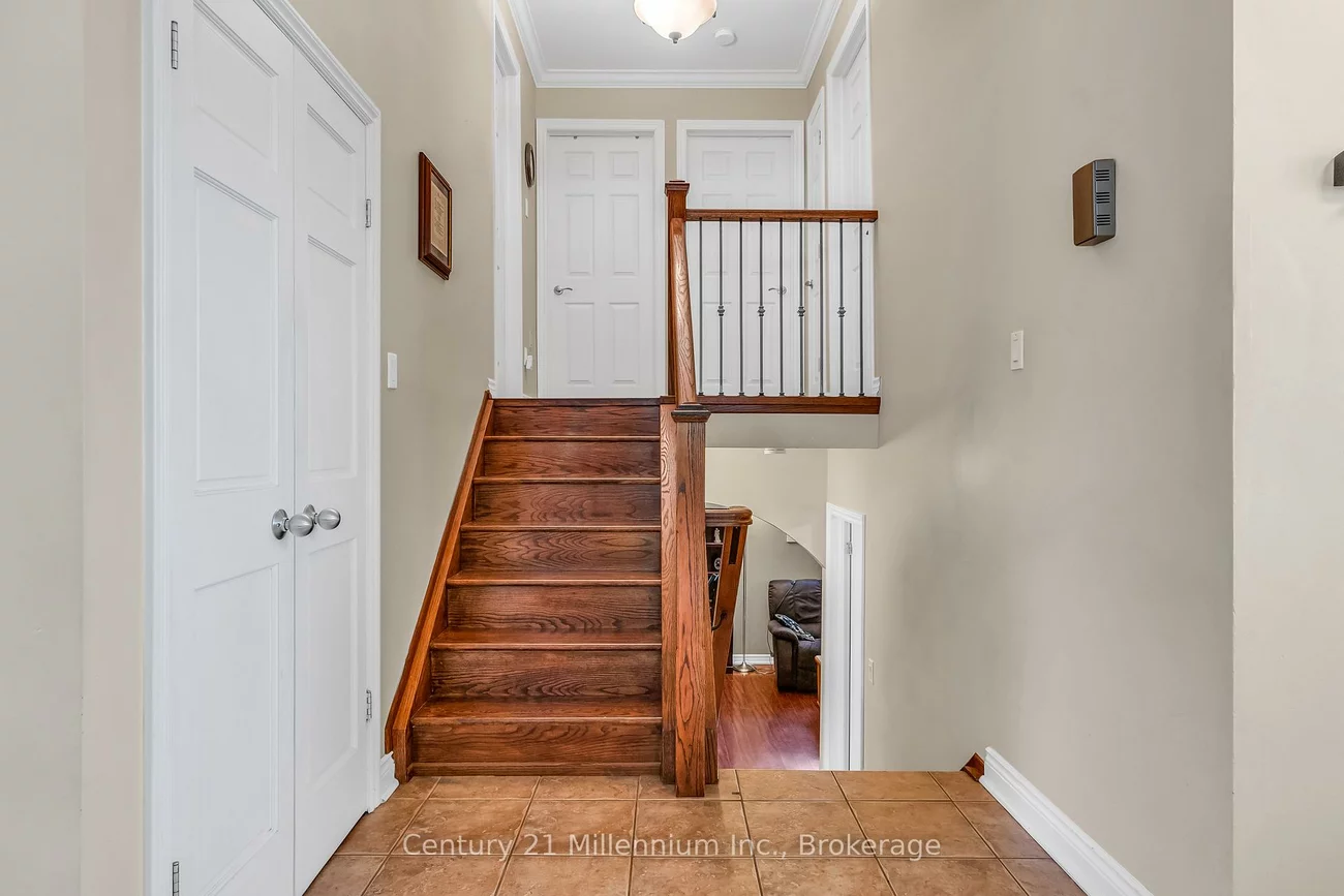 43, Stoddart, Aurora Highlands, Aurora
