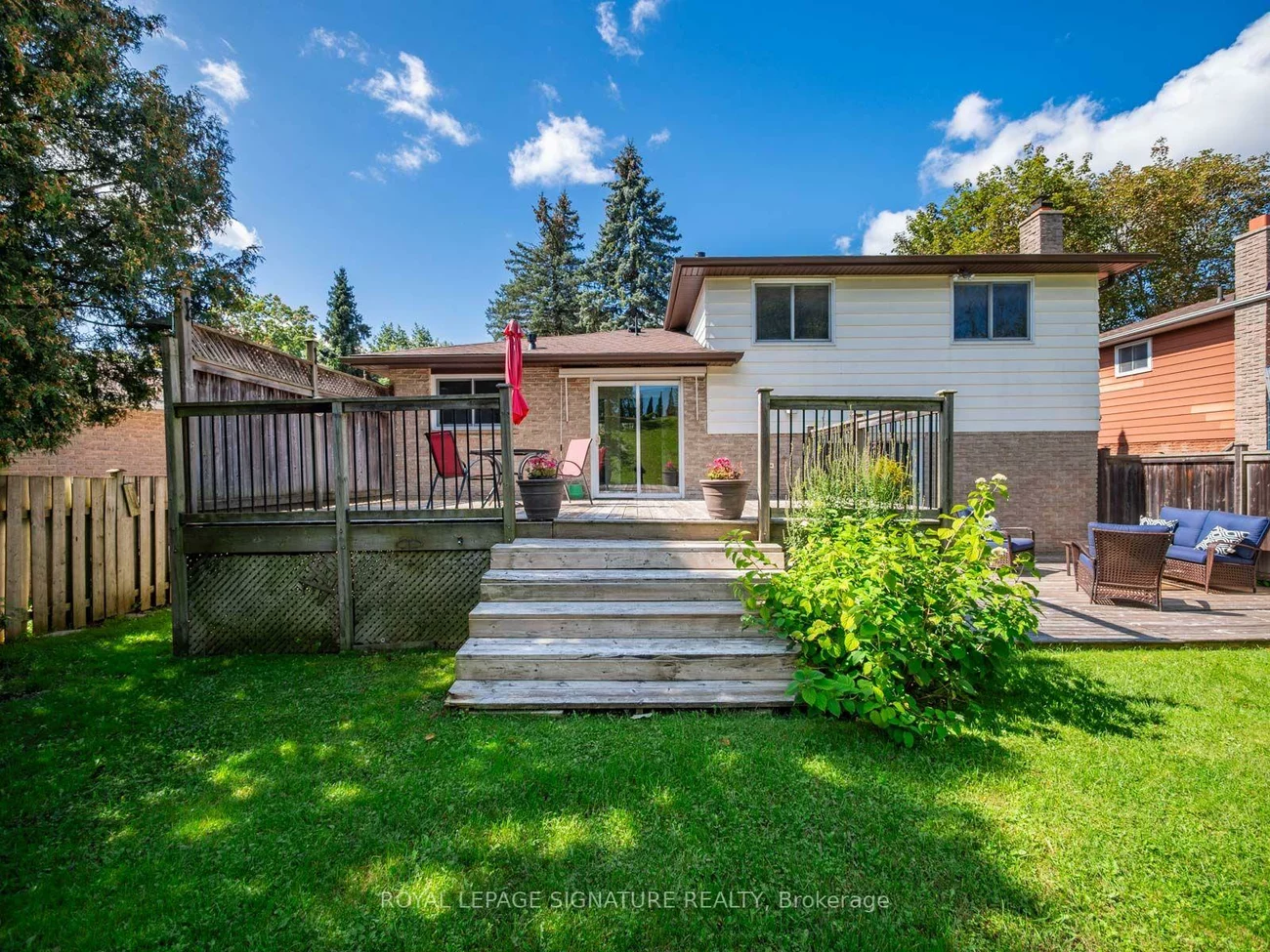 9, Birch, Aurora Village, Aurora