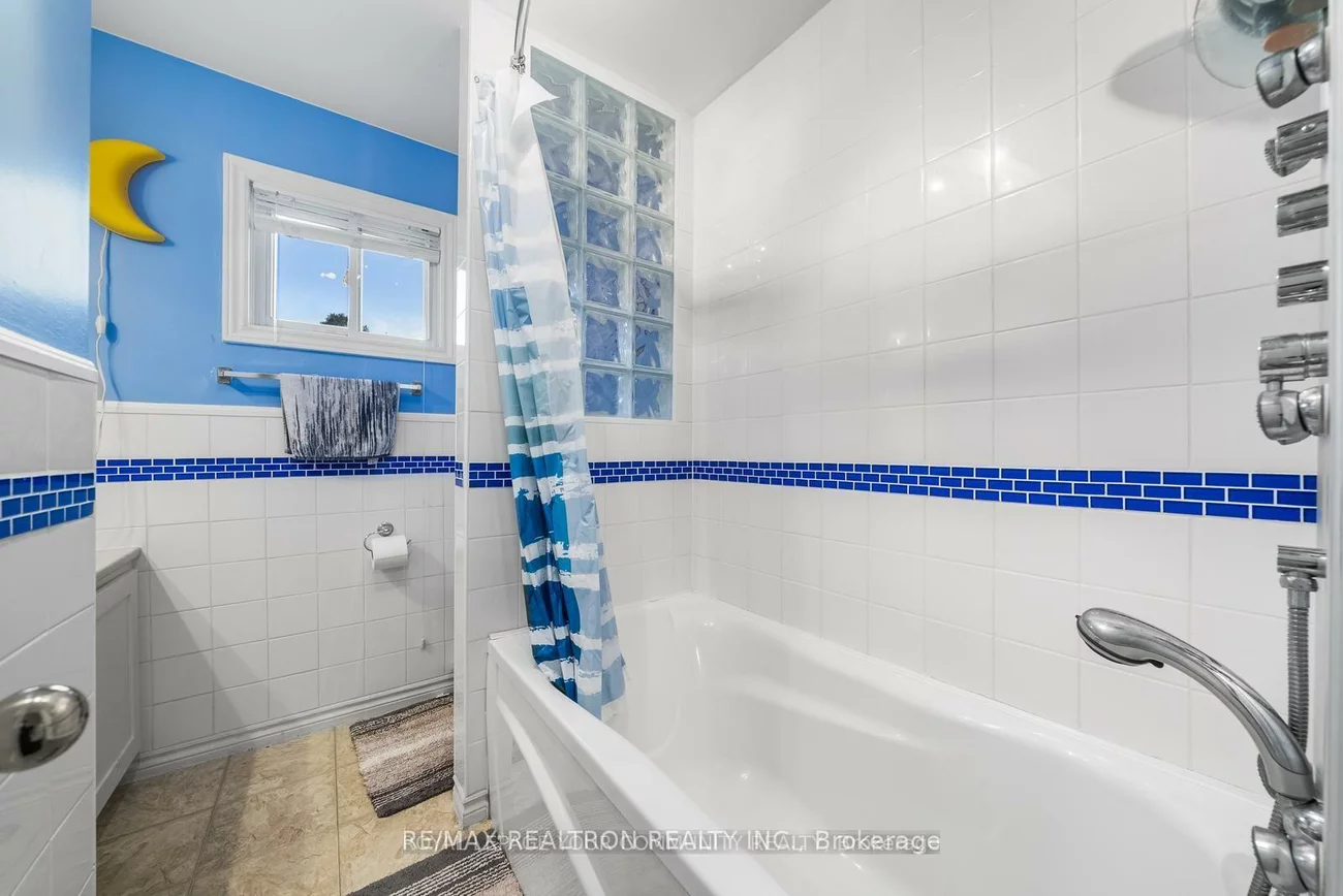 235, Kemano, Aurora Heights, Aurora