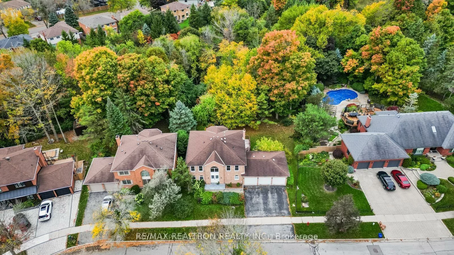 235, Kemano, Aurora Heights, Aurora