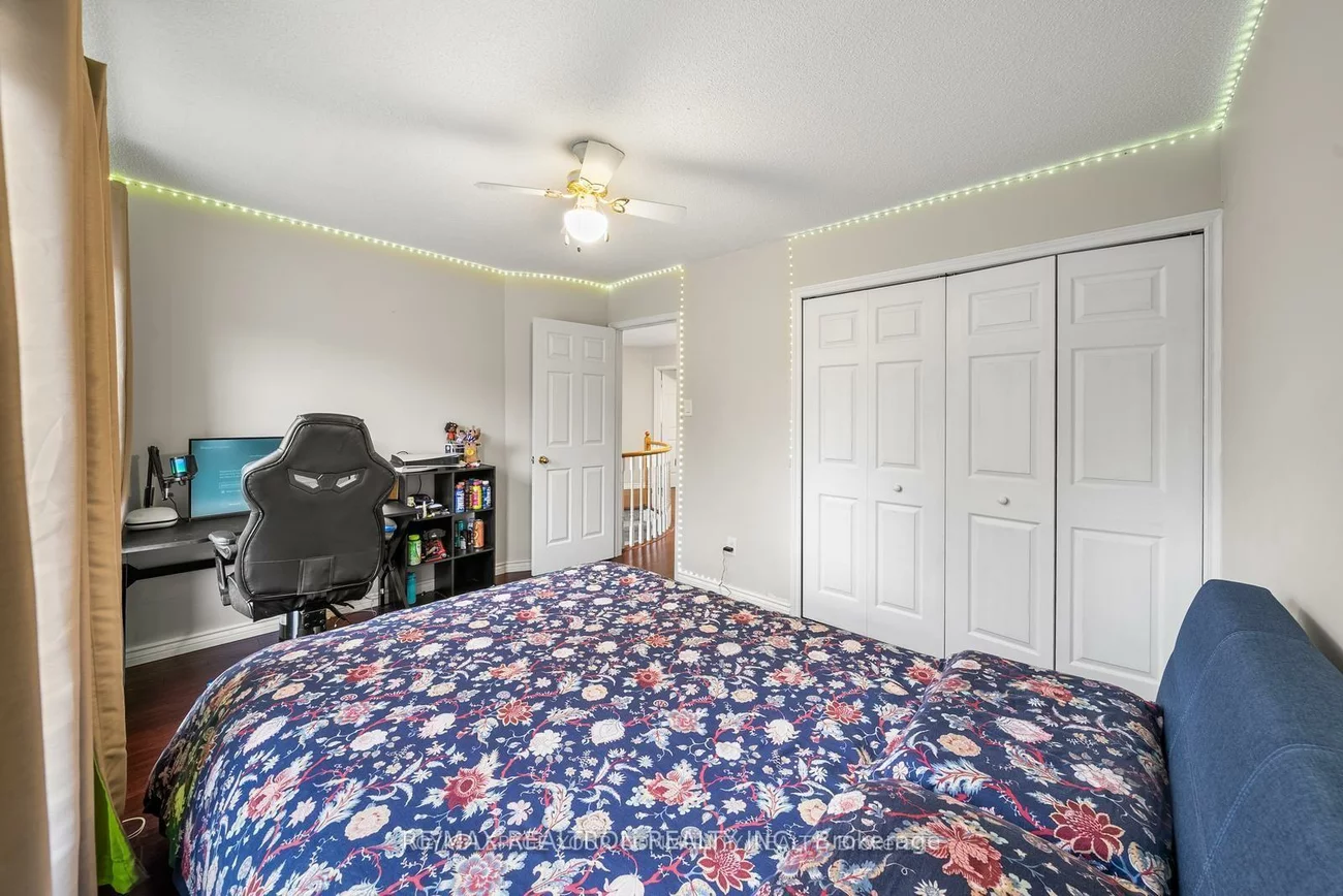 235, Kemano, Aurora Heights, Aurora