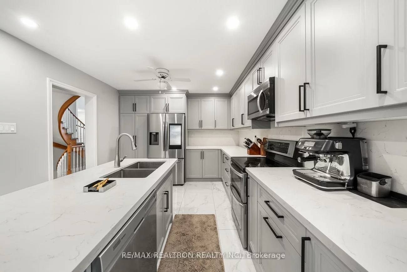 235, Kemano, Aurora Heights, Aurora