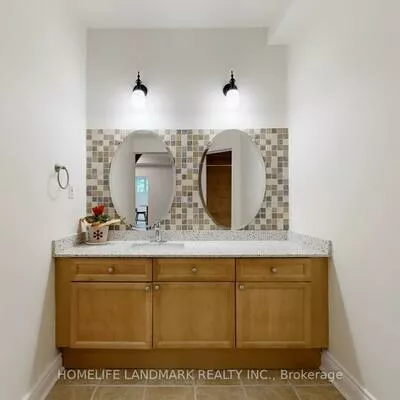90, Offord, Bayview Southeast, Aurora
