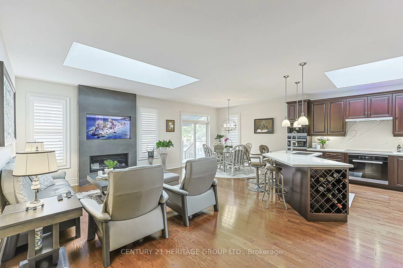 10, Weslock, Bayview Northeast, Aurora