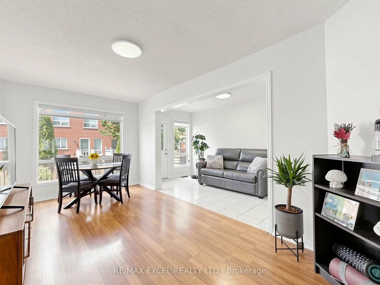 6, Barr, Bayview Northeast, Aurora