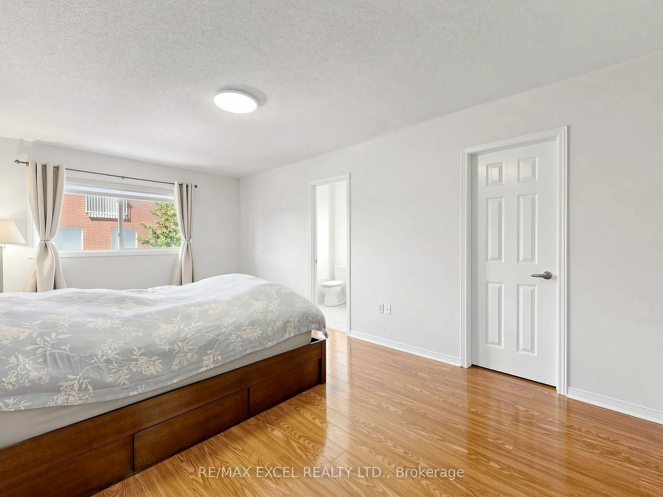 6, Barr, Bayview Northeast, Aurora