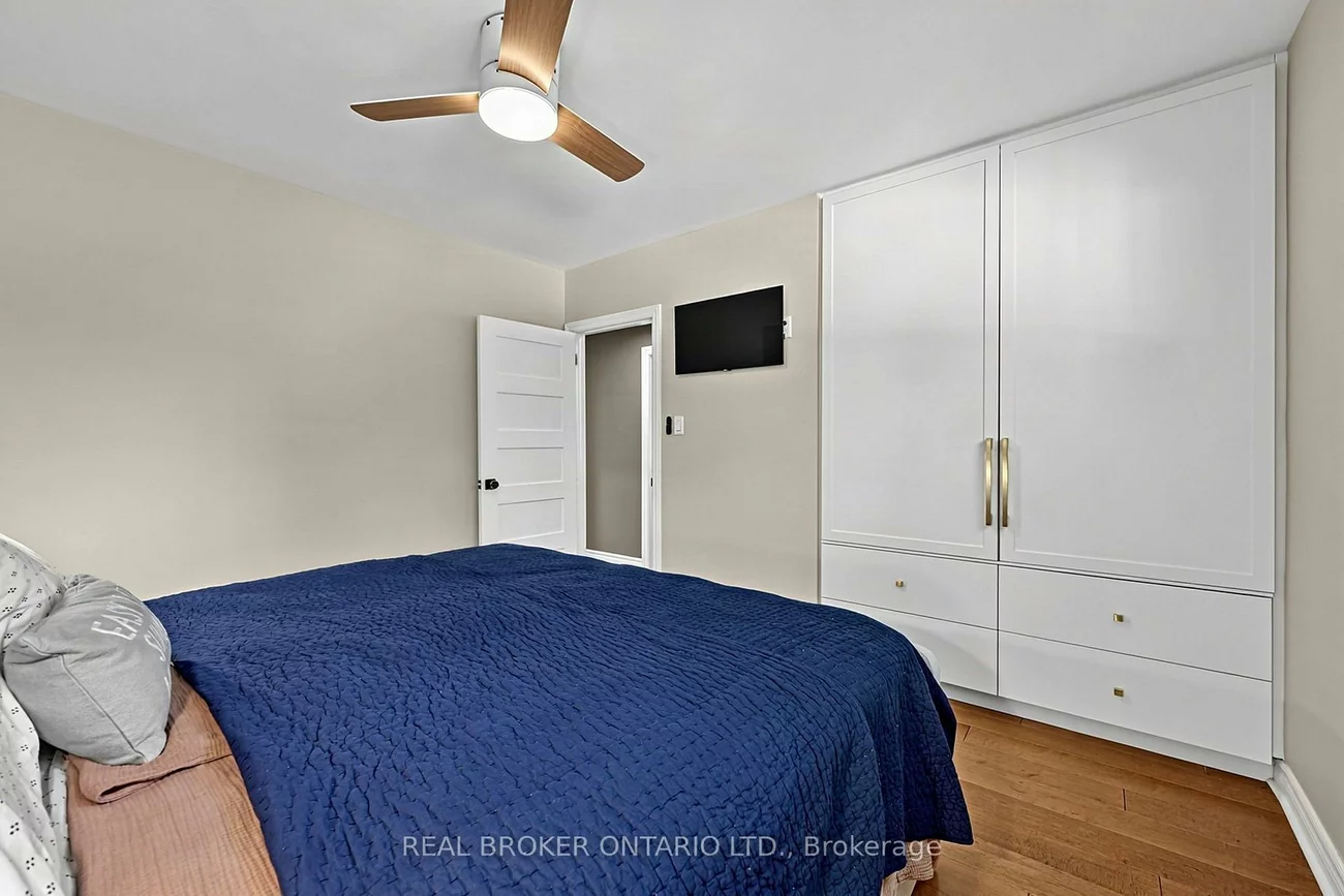 110, Murray, Aurora Highlands, Aurora