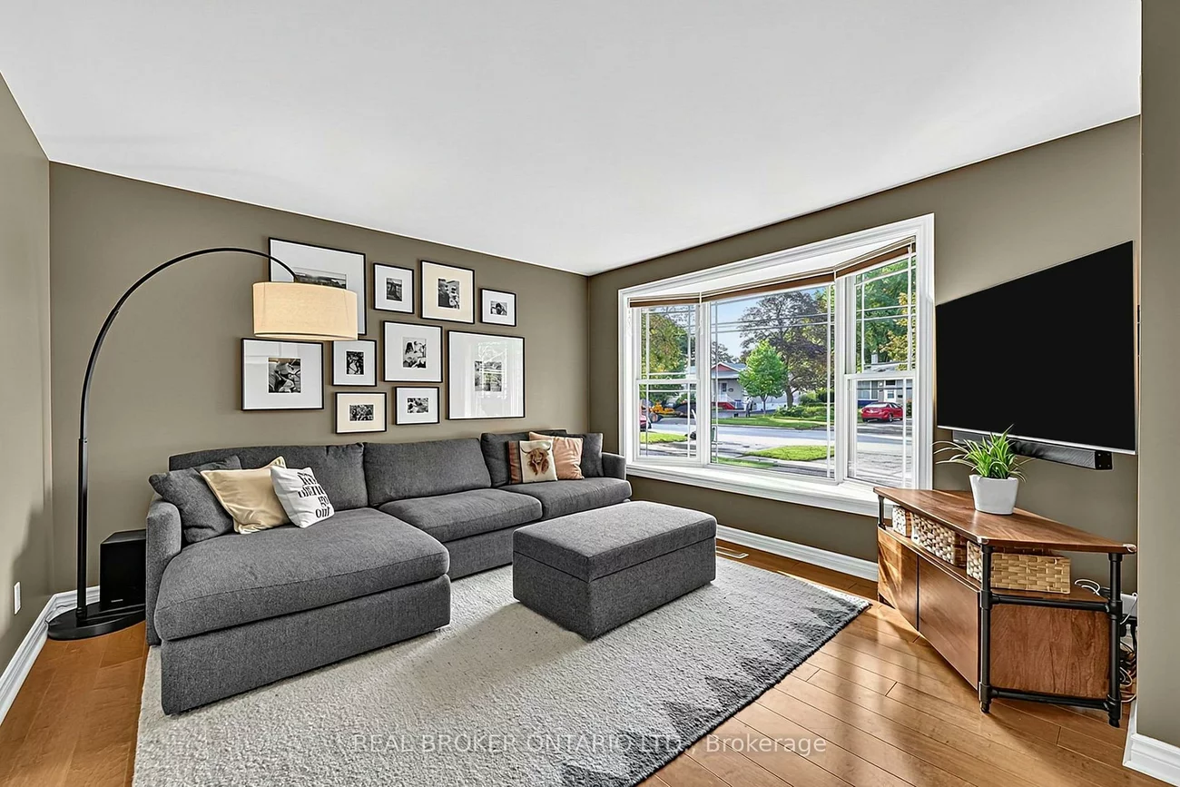 110, Murray, Aurora Highlands, Aurora