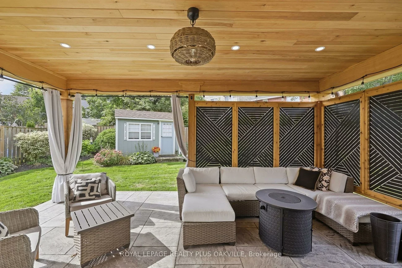 58, McLeod, Aurora Heights, Aurora