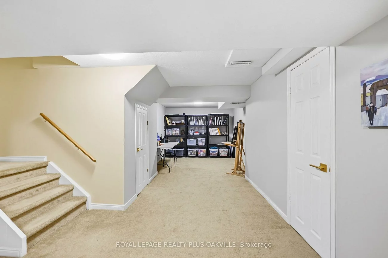 58, McLeod, Aurora Heights, Aurora