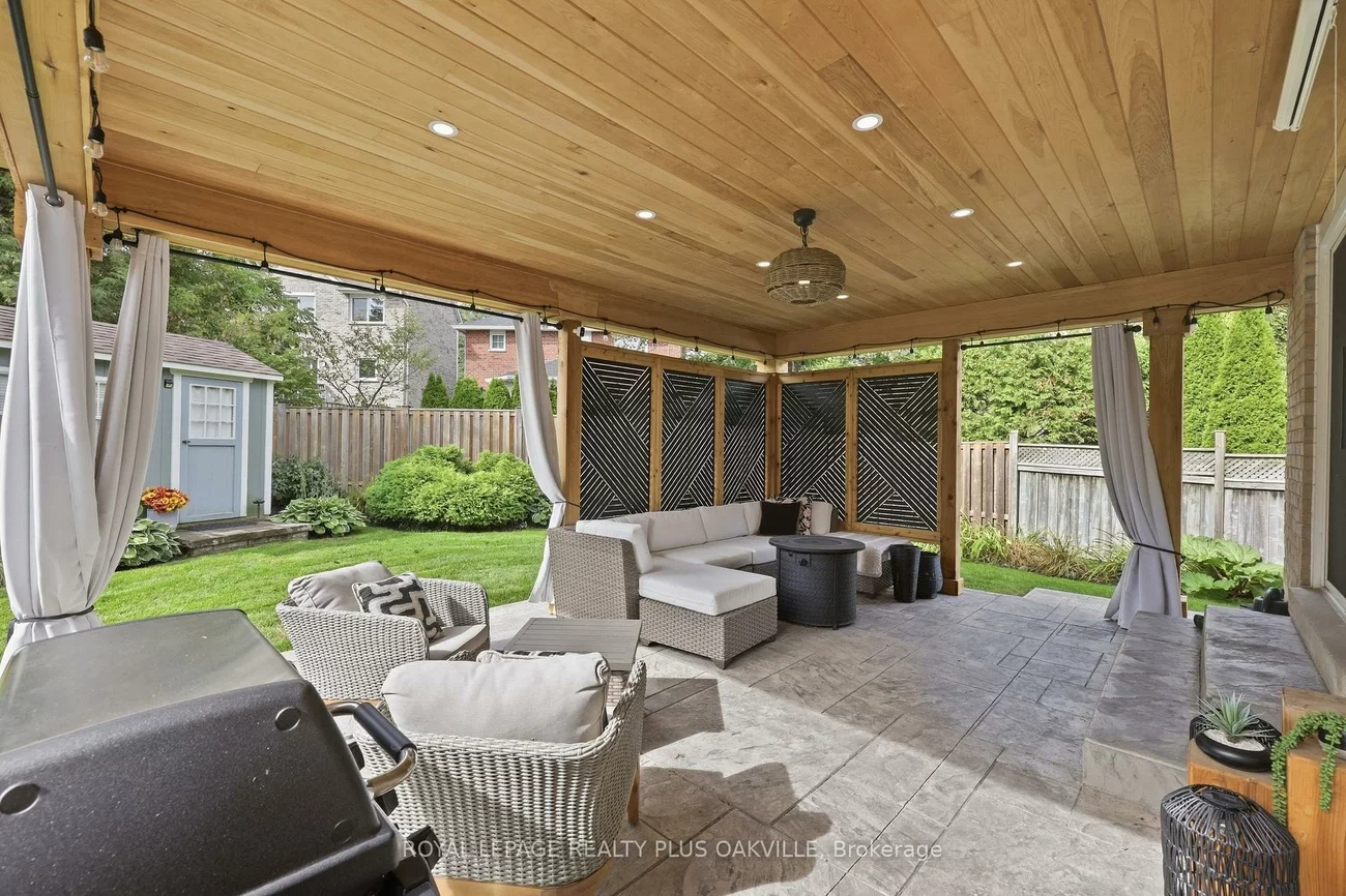 58, McLeod, Aurora Heights, Aurora