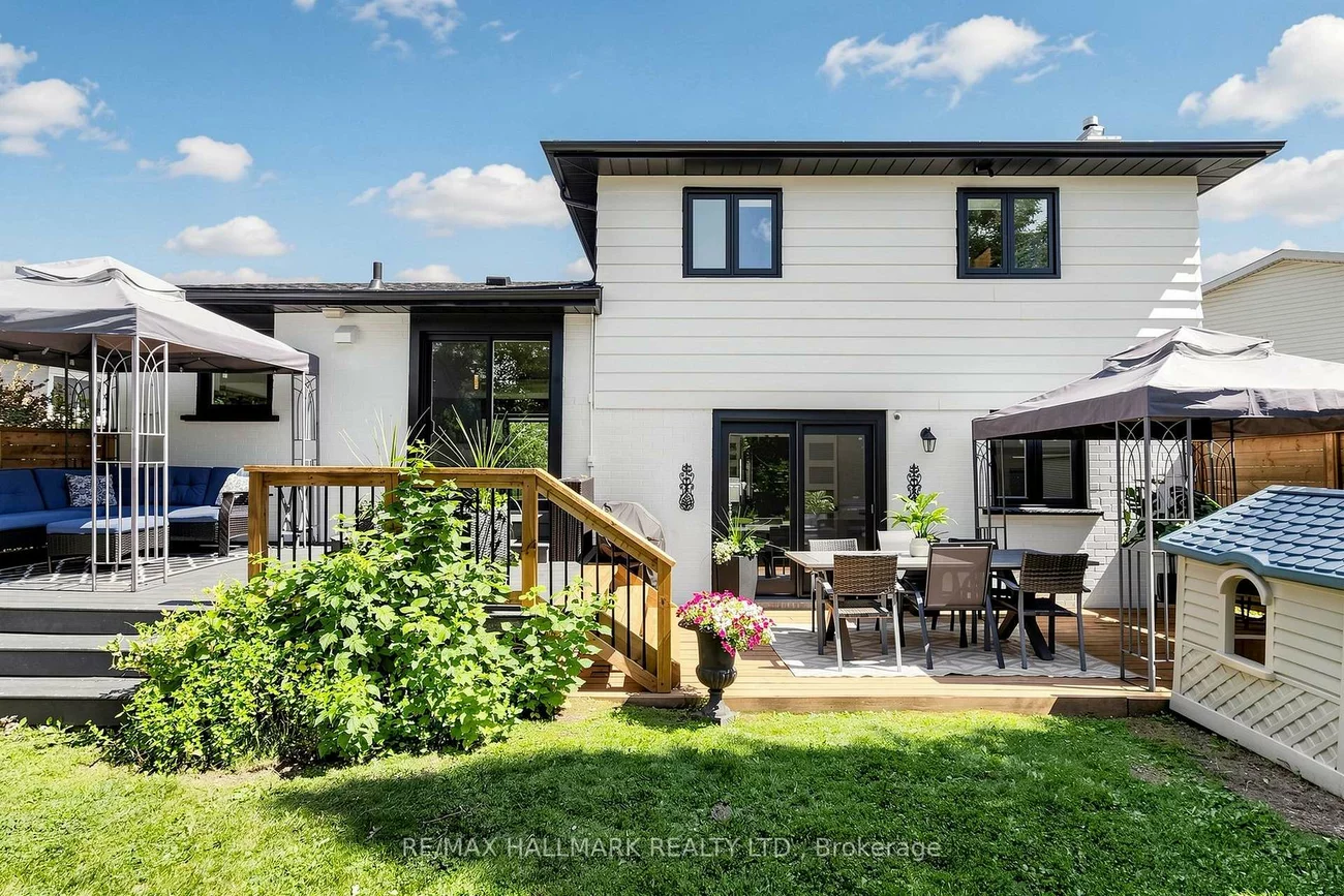 20, Oak, Aurora Village, Aurora