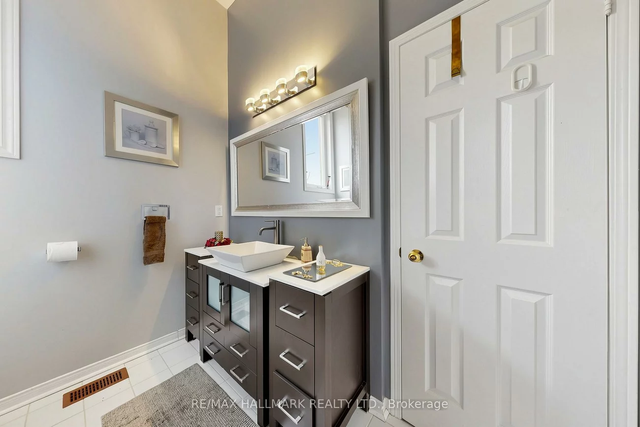 5, Evelyn Buck, Bayview Wellington, Aurora