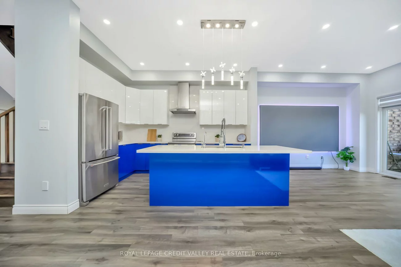 336, Elyse, Bayview Northeast, Aurora