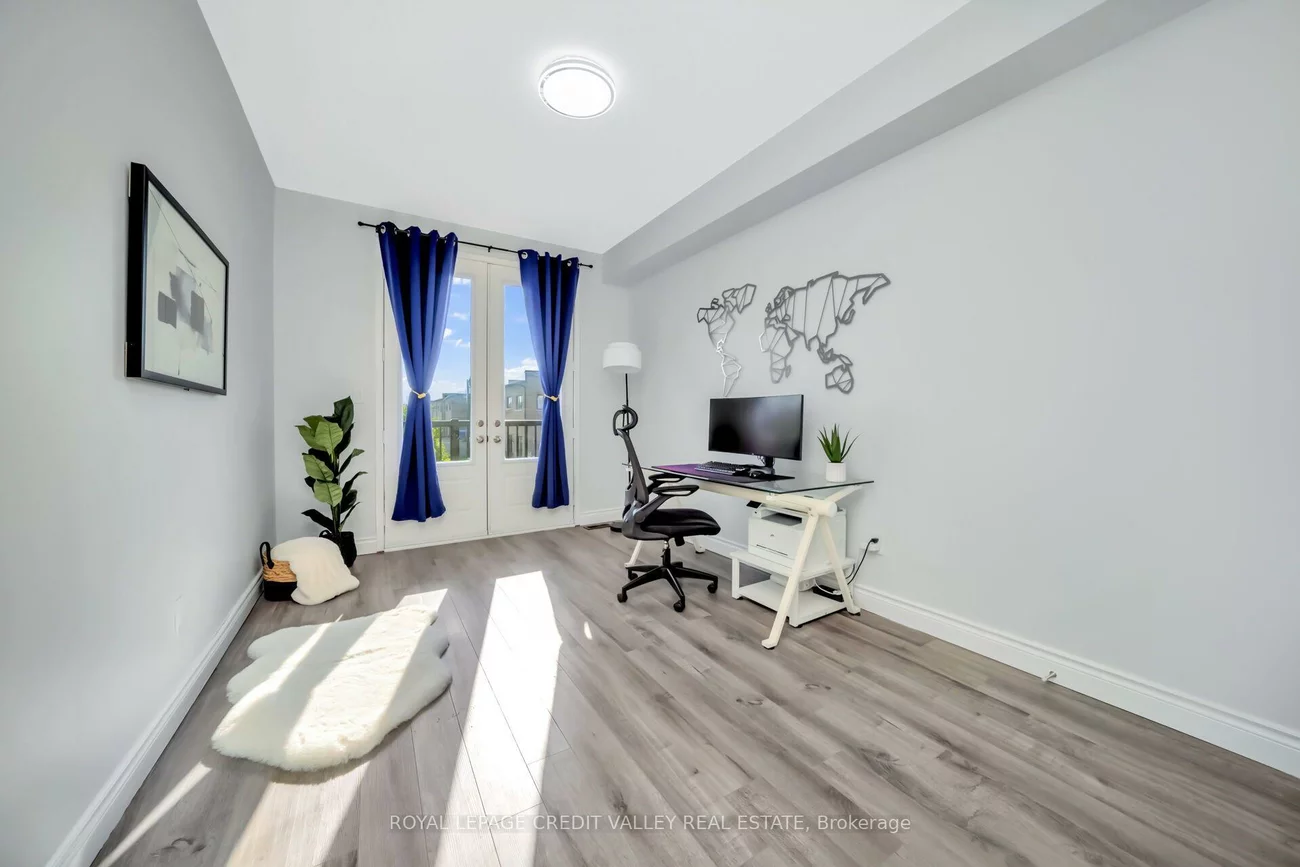 336, Elyse, Bayview Northeast, Aurora