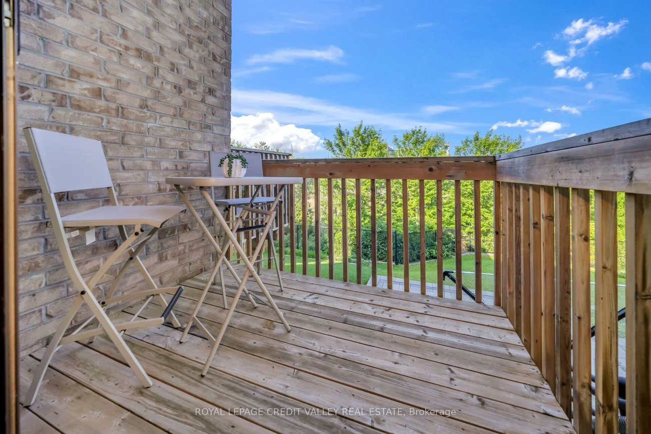 336, Elyse, Bayview Northeast, Aurora