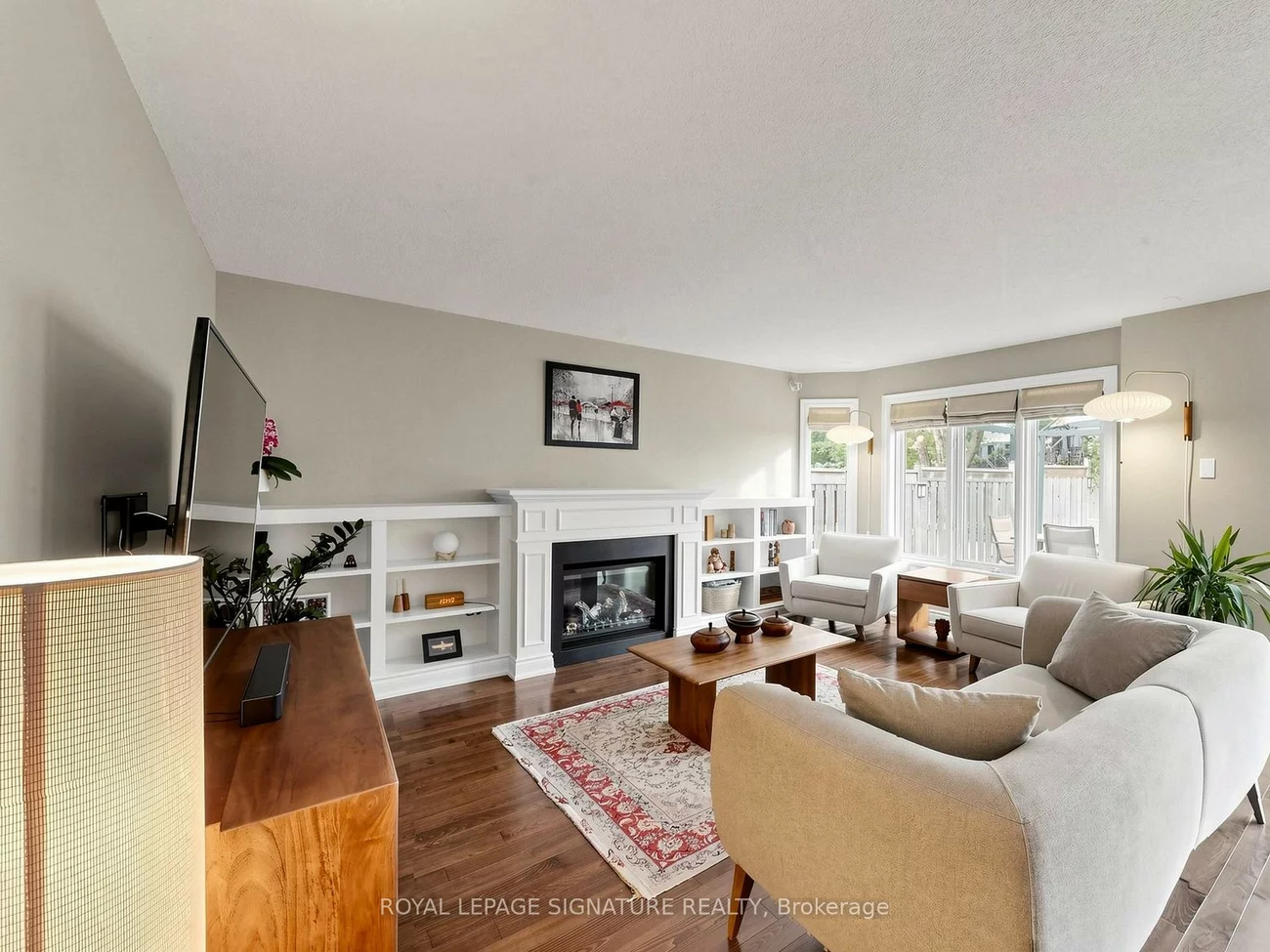 81, Pinnacle, Bayview Wellington, Aurora