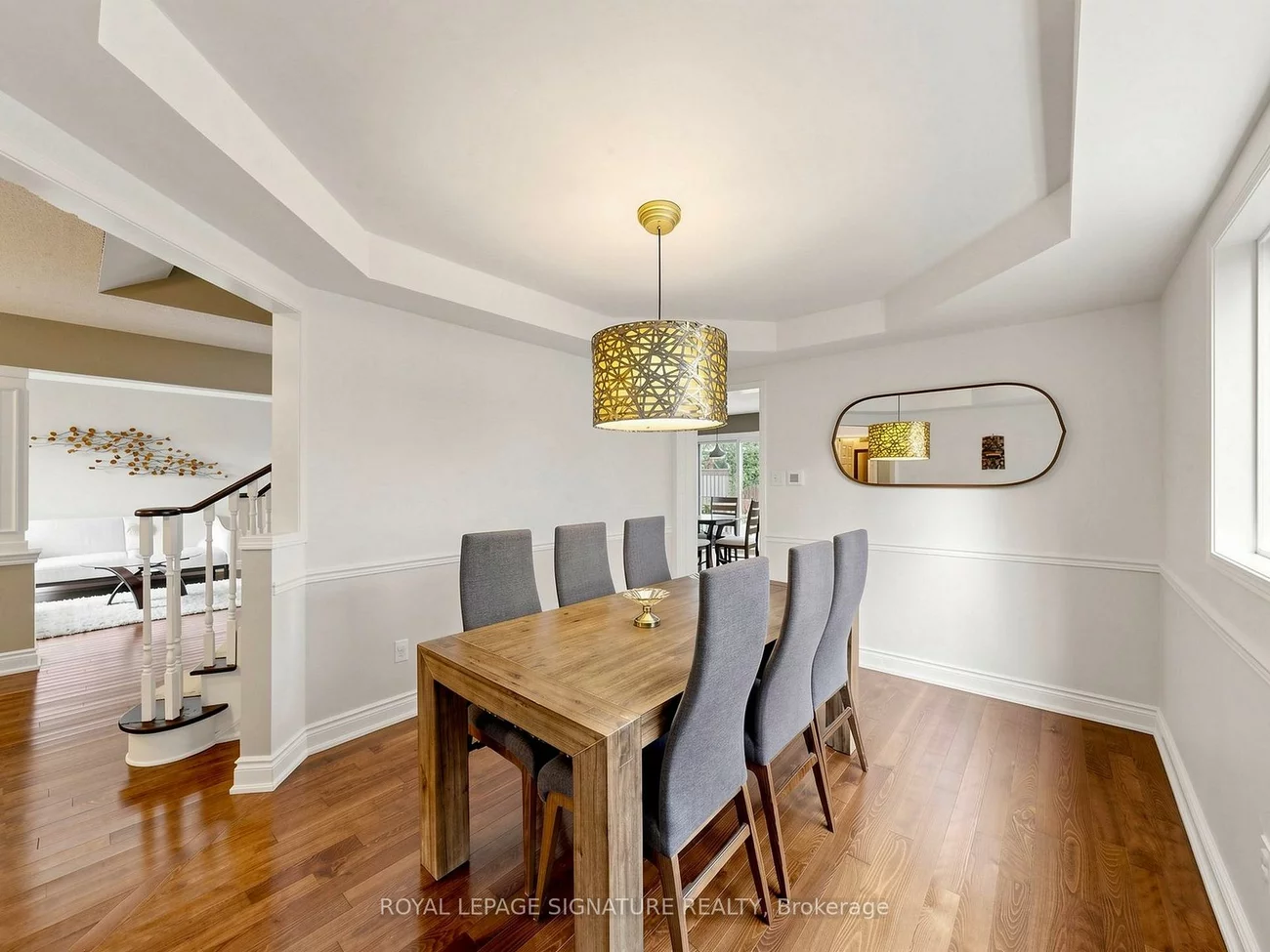 81, Pinnacle, Bayview Wellington, Aurora