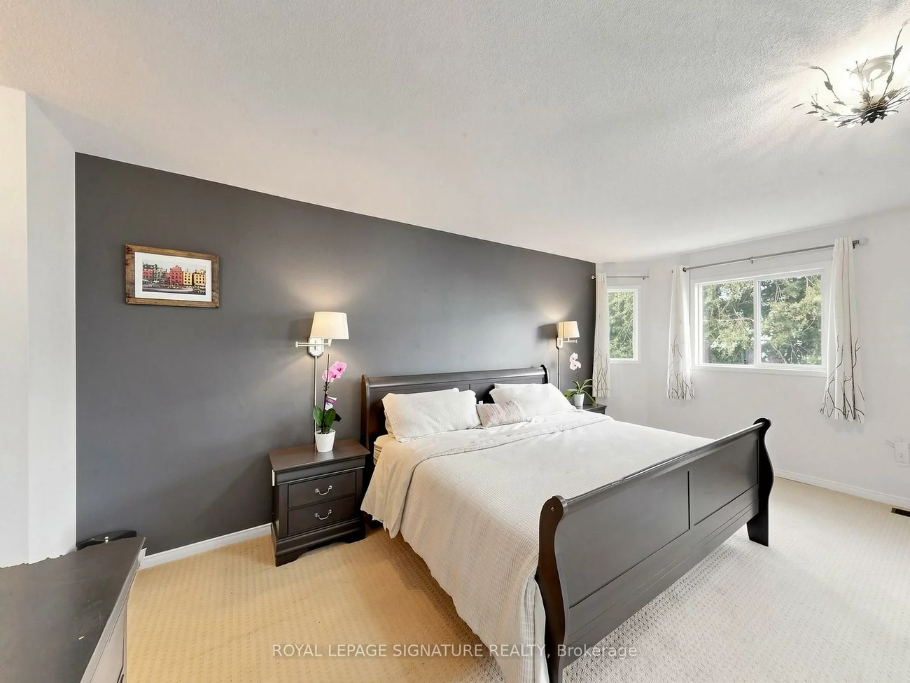 81, Pinnacle, Bayview Wellington, Aurora