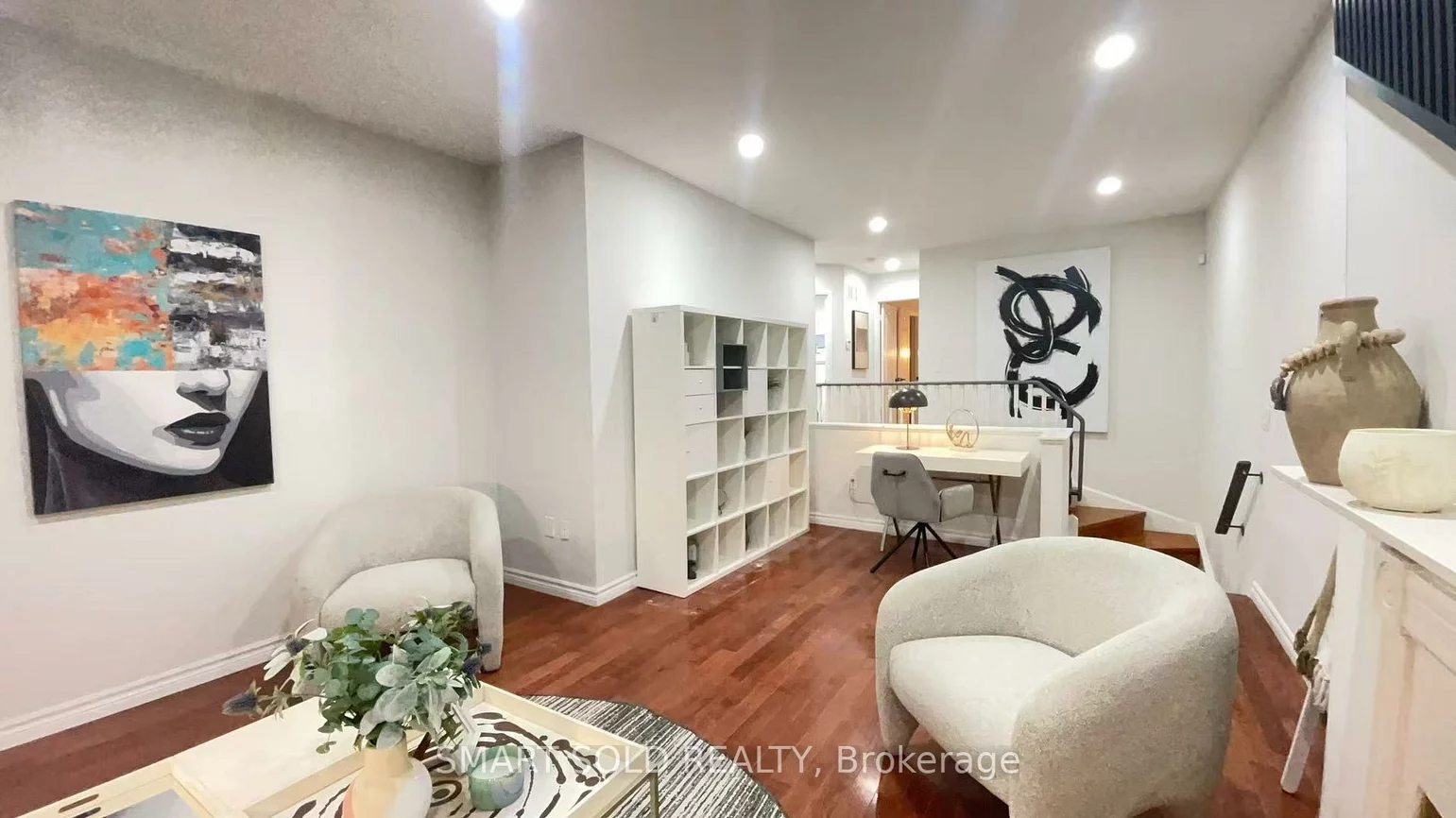 82, Ballymore, Bayview Wellington, Aurora