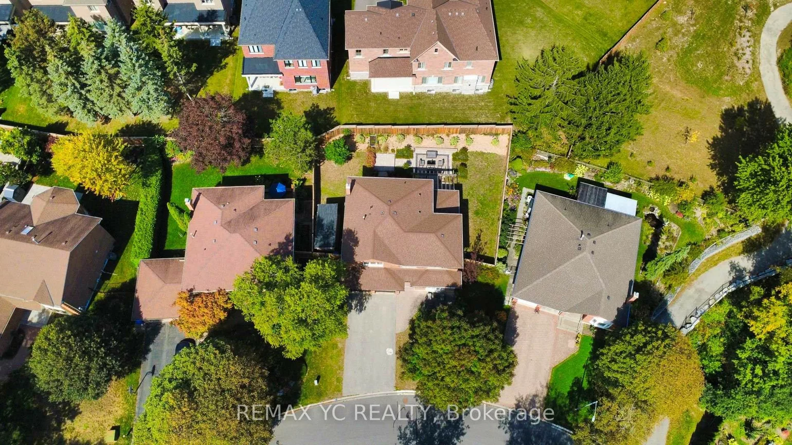 4, Simmons, Aurora Highlands, Aurora