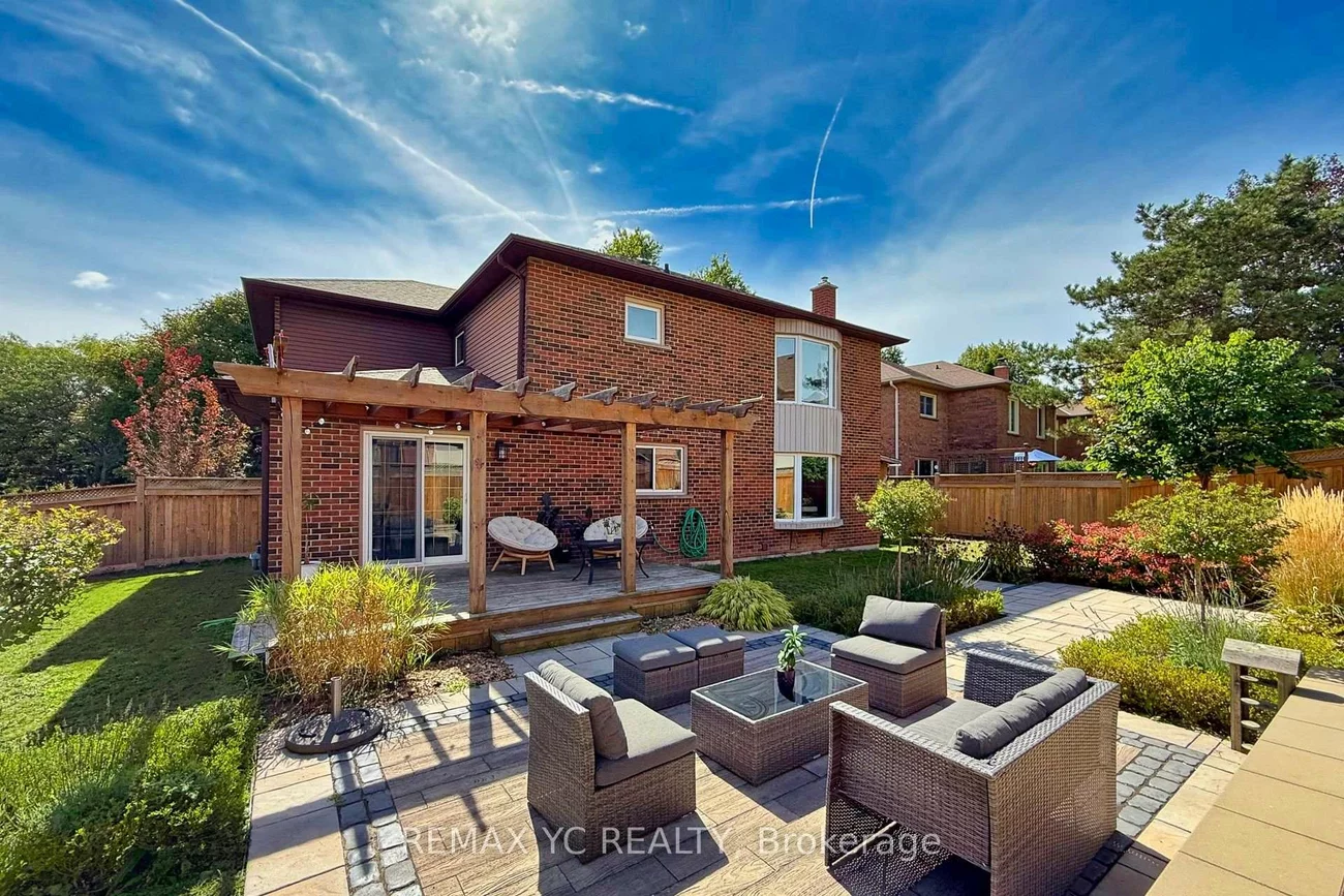 4, Simmons, Aurora Highlands, Aurora
