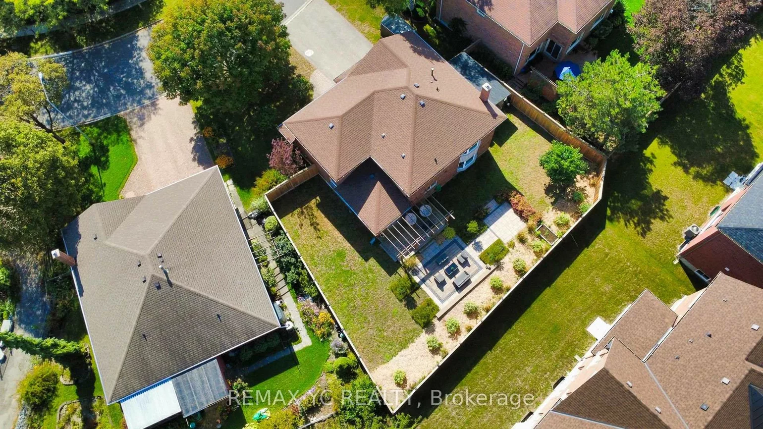 4, Simmons, Aurora Highlands, Aurora