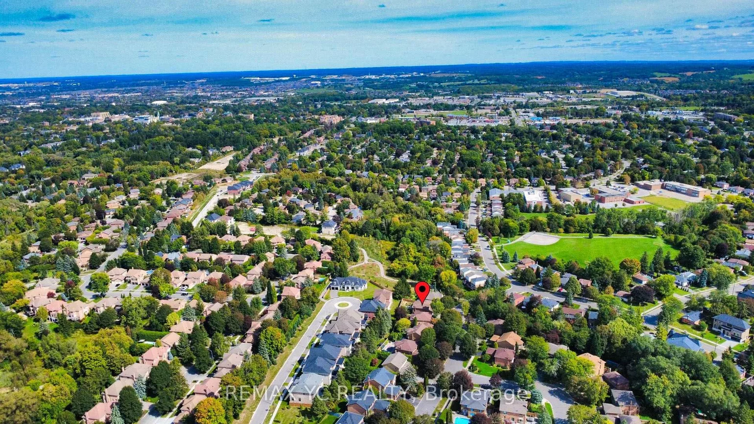 4, Simmons, Aurora Highlands, Aurora