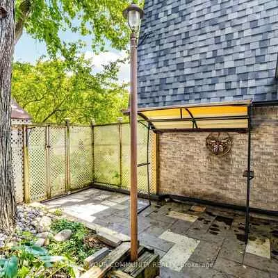 75, St. Andrews, Hills of St Andrew, Aurora