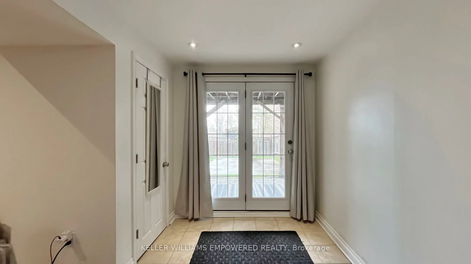 100, Dawlish, Aurora Highlands, Aurora