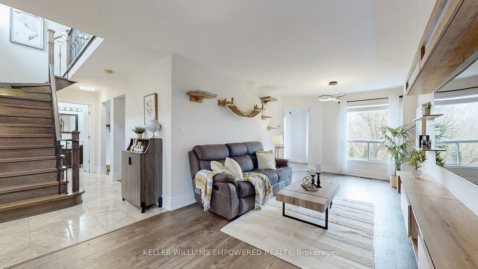 100, Dawlish, Aurora Highlands, Aurora