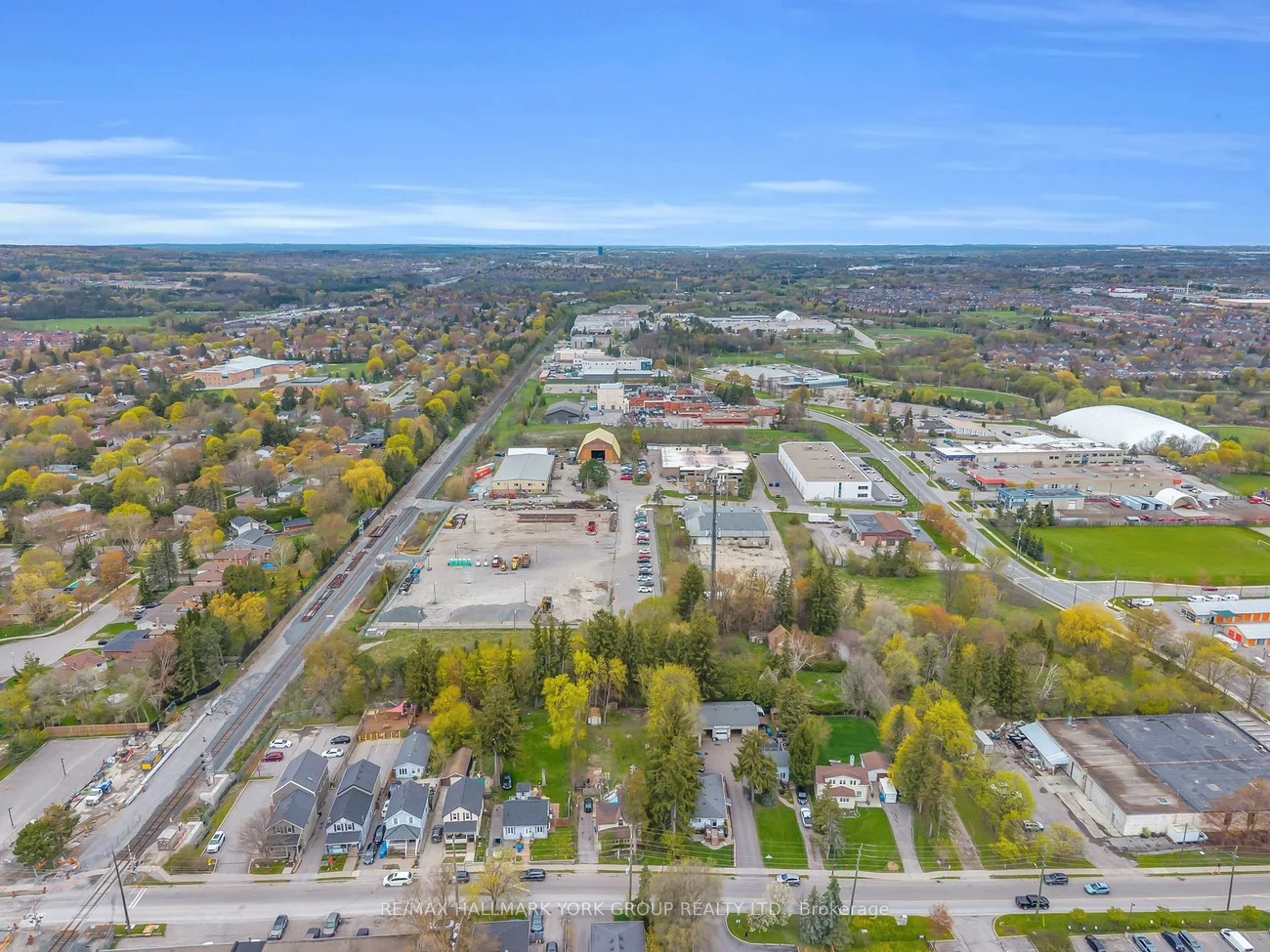 148, Centre, Aurora Village, Aurora