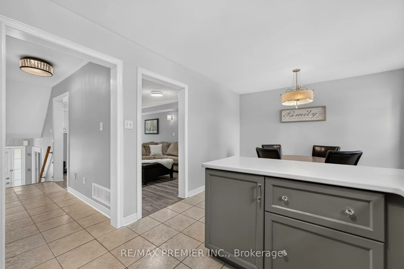 47, Milloy, Aurora Grove, Aurora