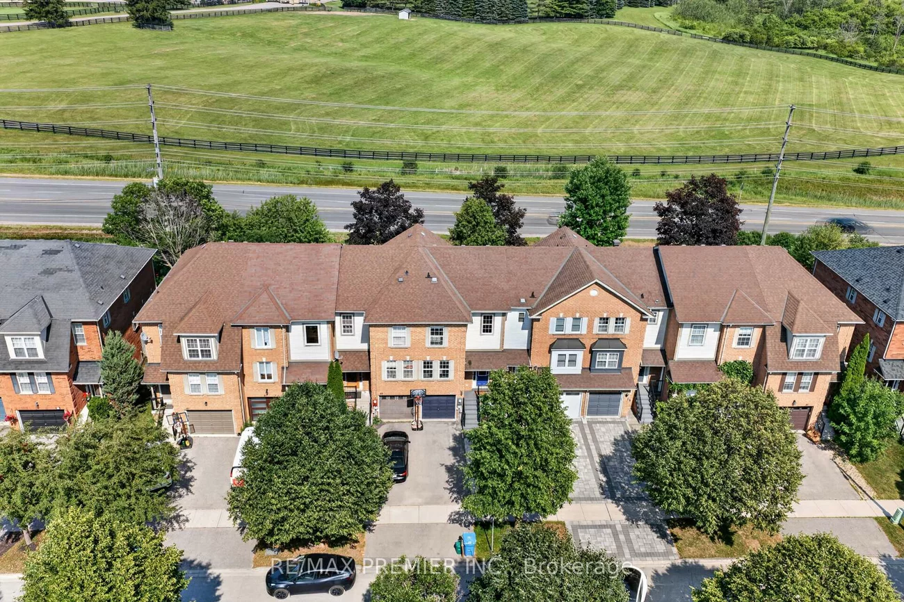 47, Milloy, Aurora Grove, Aurora