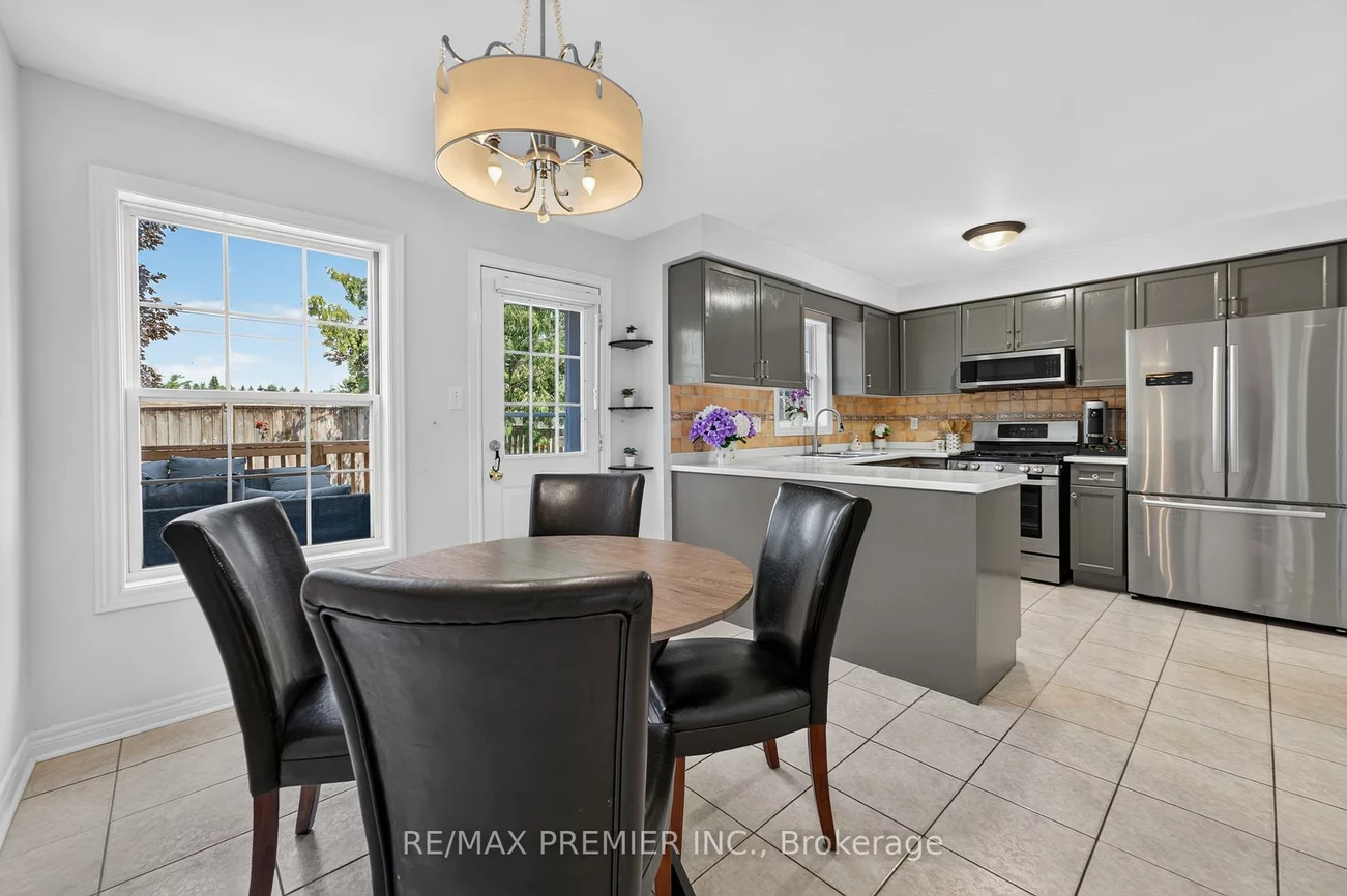 47, Milloy, Aurora Grove, Aurora