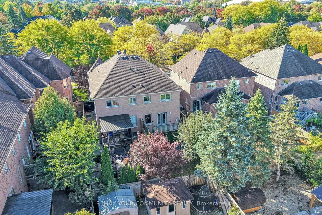 64, Mugford, Bayview Wellington, Aurora
