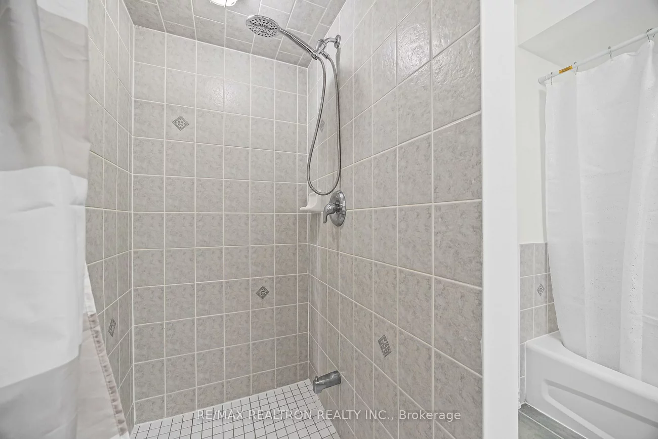 27, Martell, Bayview Northeast, Aurora