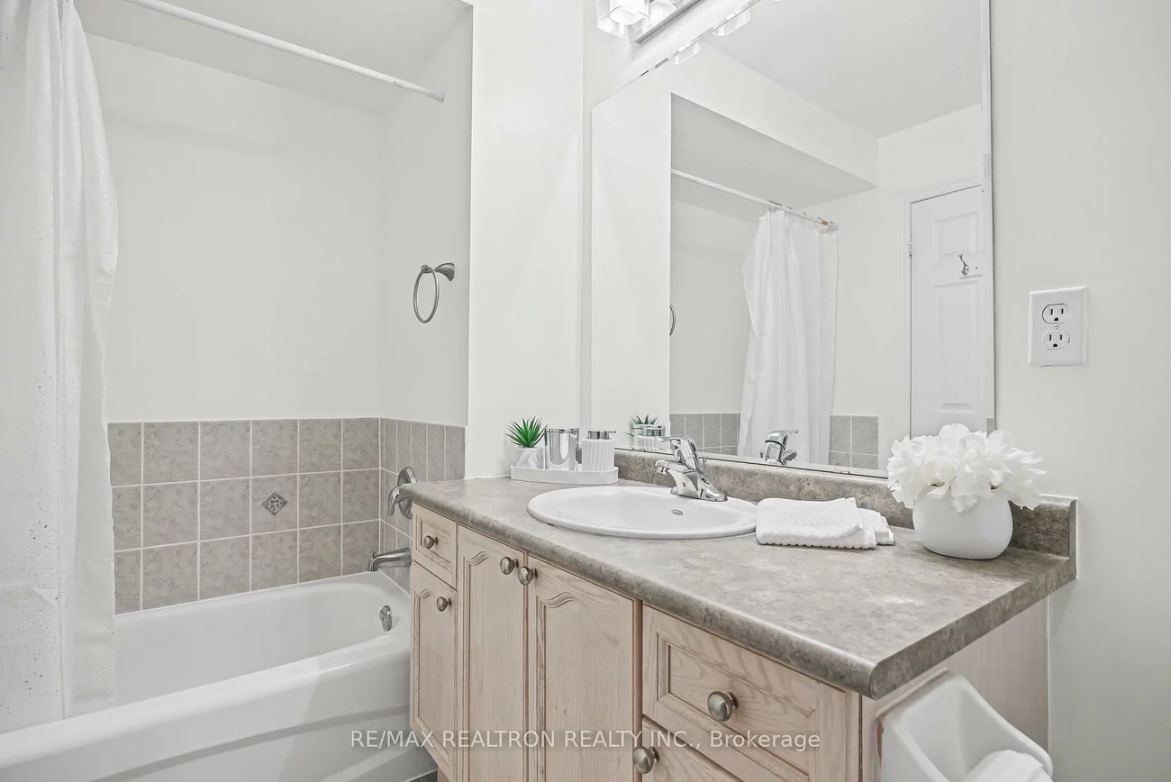 27, Martell, Bayview Northeast, Aurora