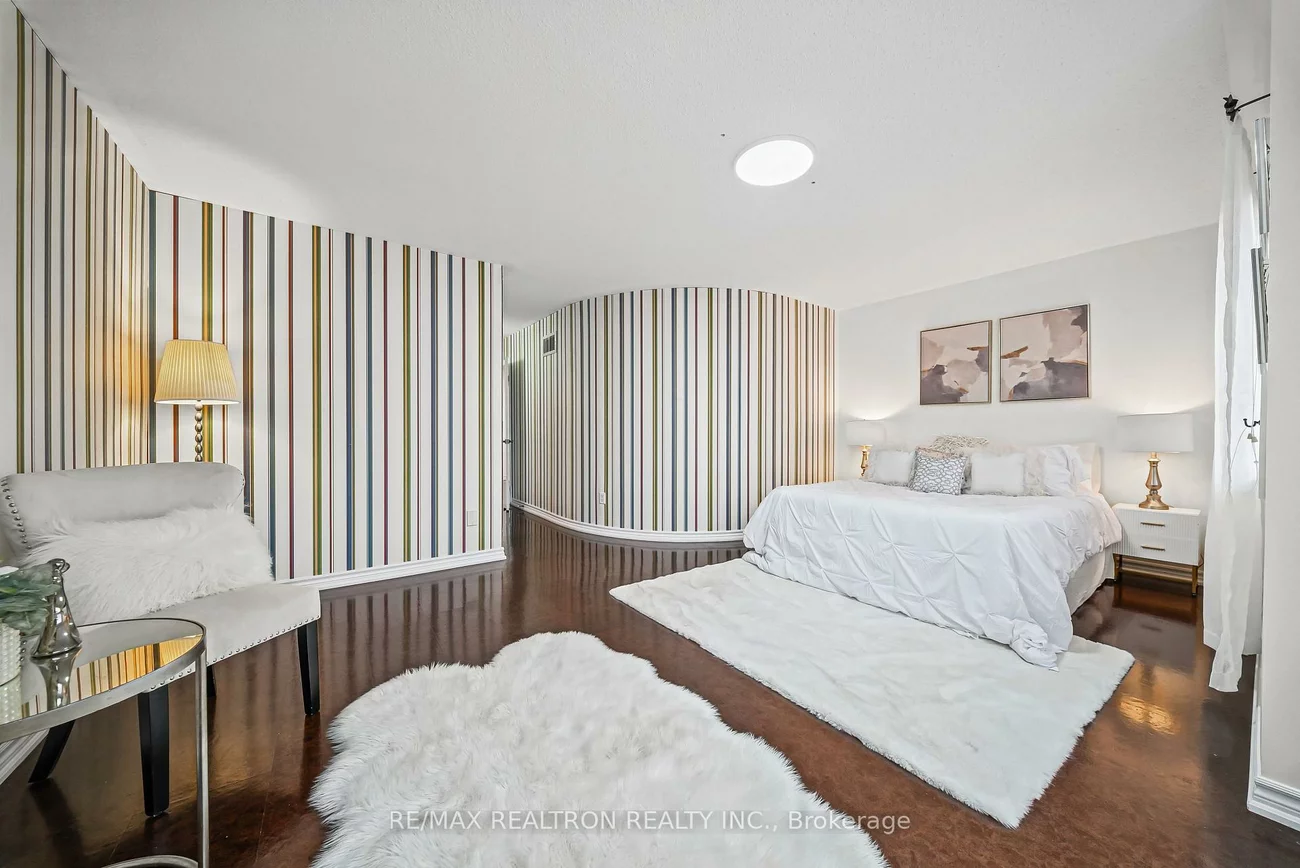 27, Martell, Bayview Northeast, Aurora