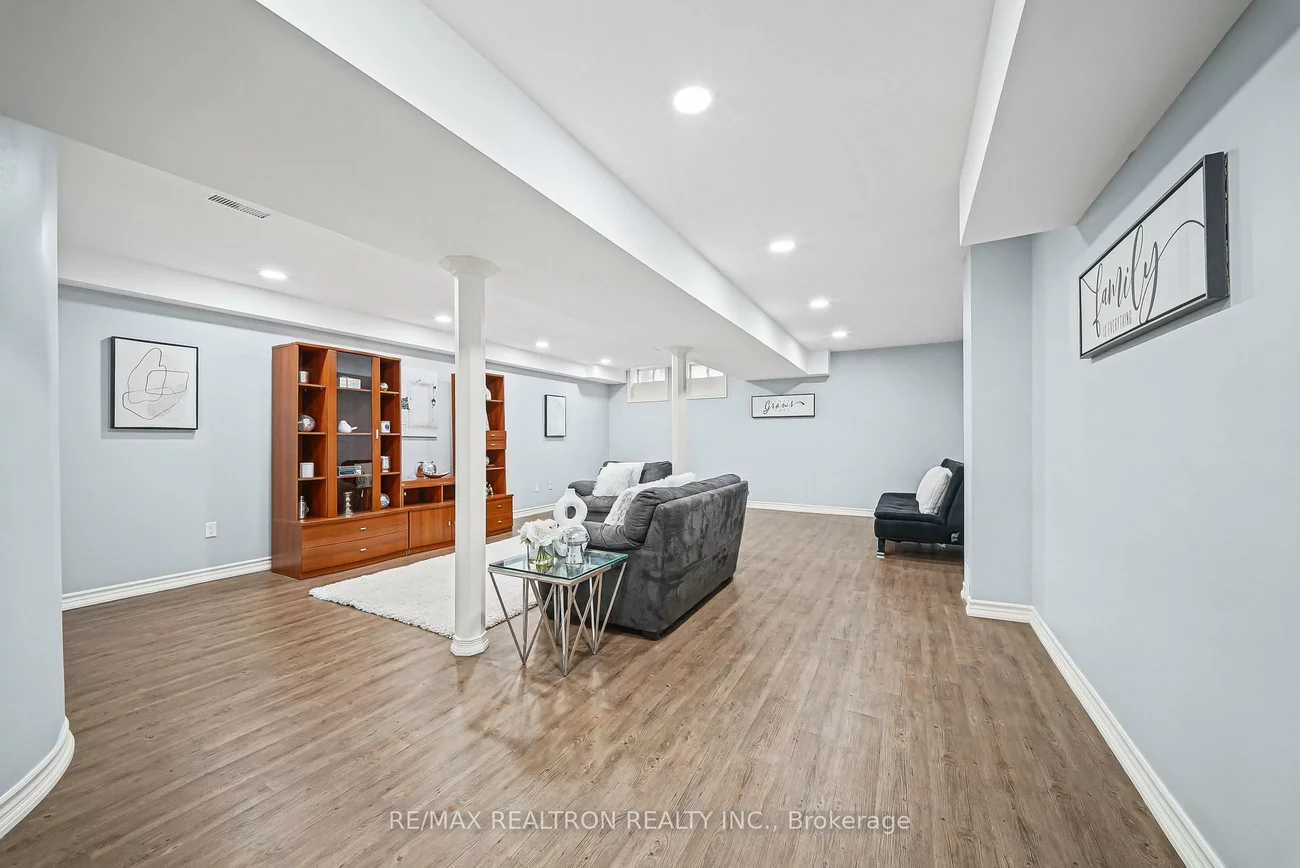 27, Martell, Bayview Northeast, Aurora