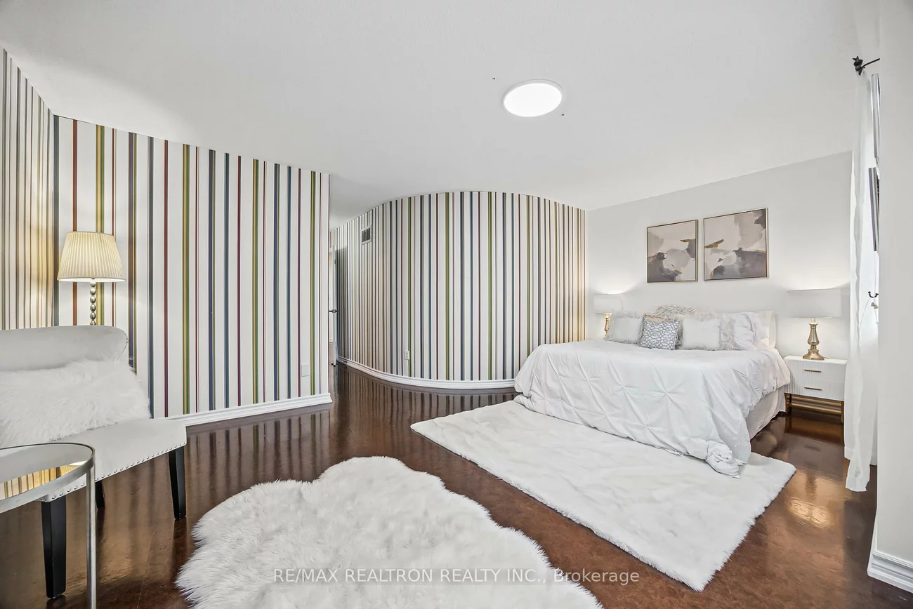 27, Martell, Bayview Northeast, Aurora